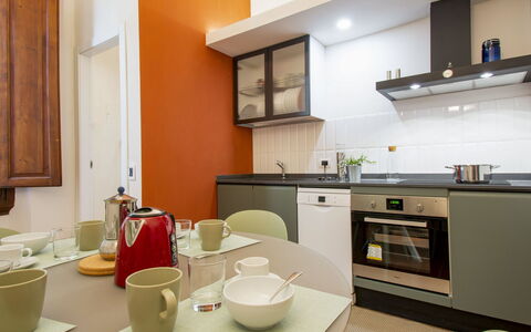 Duomo Apartament: Watercraft, Boat, Apartment, Marina, Outdoor Furniture, Shade, Boats And Boating--Equipment And Supplies, Balcony, Resort, Dock