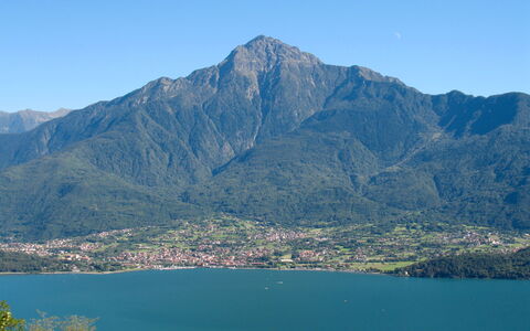 Jai Jai: Mountain, Mountainous Landforms, Hill, Mountain Range, Highland, Natural Landscape, Ridge, Landscape, Hill Station, Wilderness