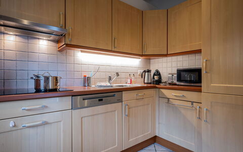Dendron: Kitchen Appliance, Kitchen, Major Appliance, Cabinetry, Countertop, Flooring, Wood, Interior Design, Home Appliance, Stove