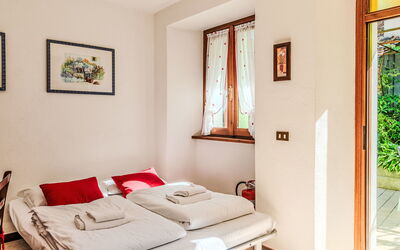 Accommodation:&nbsp;Green House 53.1