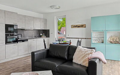 Accommodation:&nbsp;Bq 0554 100.2