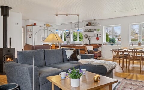 Jenvold - 950M from the Sea: Apartment, Condominium, Estate, Balcony, Villa, Hotel