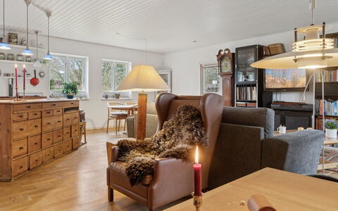Jenvold - 950M from the Sea: Apartment, Condominium, Estate, Balcony, Villa, Hotel