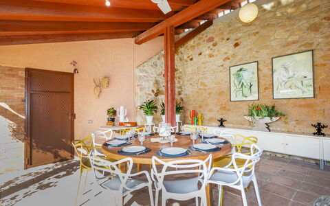 Top Villa Chantal Airco: Furniture, Table, Chair, Interior Design, Kitchen & Dining Room Table, Ceiling, Restaurant, Dining Room, Wood Stain, Houseplant