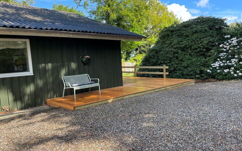 Angret - 200M from the Sea: Groundcover, Garden, Cottage, Landscaping, Shade, Backyard, Garden Buildings, Yard, Driveway