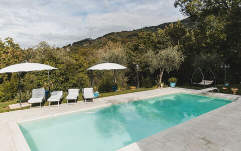 Villa Vernazza: Swimming Pool, Resort, Leisure, Outdoor Furniture, Composite Material, Eco Hotel, Water Feature, Shade, Thermae, Flagstone