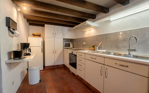 Dunezwin - Protected Cultural Heritage: Kitchen, Flooring, Countertop, Floor, Interior Design, Wood, Ceiling, Kitchen Appliance, Major Appliance, Furniture