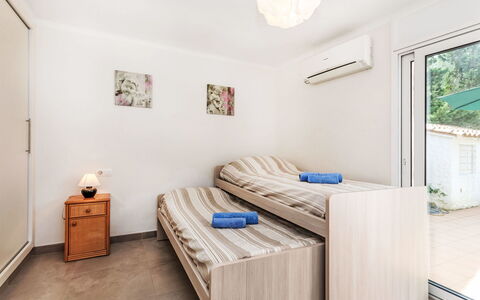 Mon Coeur: Furniture, Flooring, Home, Floor, Chair, Shade, Apartment, Outdoor Furniture, Houseplant, Kitchen & Dining Room Table