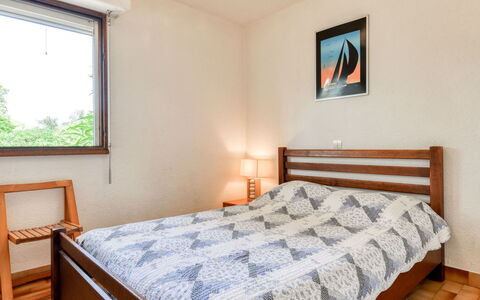 Port Lano: Apartment, Balcony, Chair, Shade, Outdoor Furniture, Daylighting, Aluminium