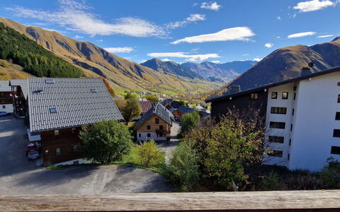 Les Marmottes: Mountain, Mountain Range, Home, Hill Station, Winter, Snow, Slope, Freezing, Alps, Valley