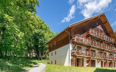 Les Grizzlis: Cottage, Estate, Balcony, Farmhouse
