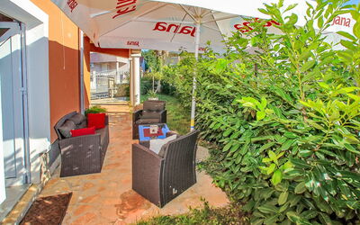 Accommodation:&nbsp;Nino 223.3