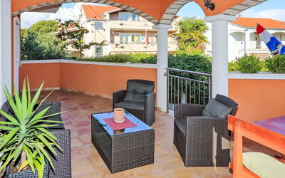 Accommodation:&nbsp;Nino 223.2