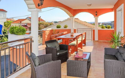 Accommodation:&nbsp;Nino 223.2