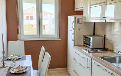 Accommodation:&nbsp;Nino 223.1