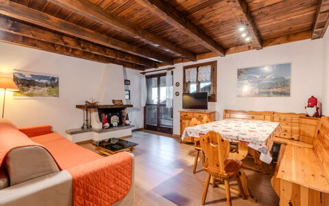 Pinzolo 202: House, Home, Door, Cottage, Lumber, Log Cabin, Hardwood, Wood Stain, Balcony, Paint