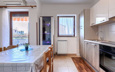 Accommodation:&nbsp;Zoki 2 221.2