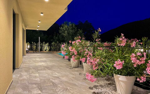 Villa Perla di Draga: Flooring, Interior Design, Floor, Apartment, Balcony, Ceiling, Condominium, Chair, Shade, Porch