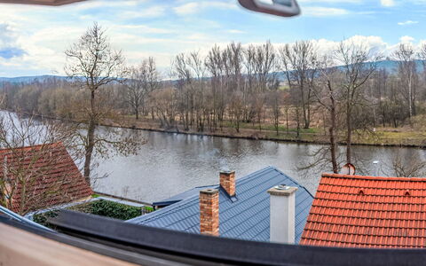 Vltava: Reflection