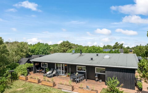 Fatima - 1Km from the Sea: Estate, Shade, Driveway, Farmhouse