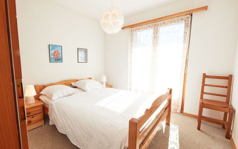 Grand Vue: Bed, Furniture, Bedroom, Bedding, Interior Design, Bed Sheet, Floor, Flooring, Wood, Room