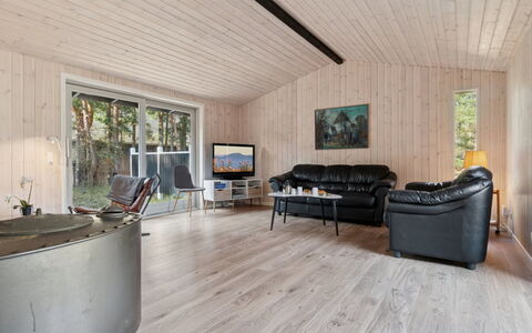 Ahti - 340M from the Sea: Wood, Home, Wood Flooring, Cottage, Floor, Hardwood, Living Room, Plank, Door, Ceiling