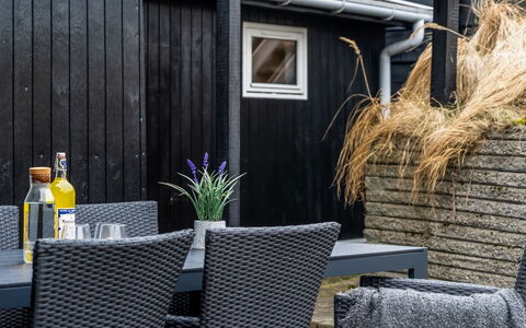 Godja - 1Km from the Sea: Wood, Home, Porch, Deck, Hardwood, Roof, Wood Stain, Wood Flooring, Eco Hotel