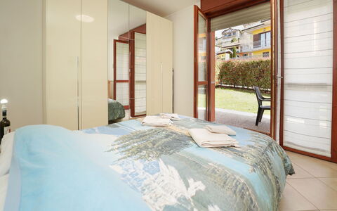Cà Silvio: Furniture, Interior Design, Bed, Flooring, Bedroom, Wood, Floor, Ceiling, Room, Textile