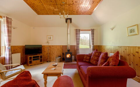 Doonans Cottage: Wood, Interior Design, Ceiling, Flooring, Floor, Room, Wood Stain, Hardwood, Living Room, Cabinetry