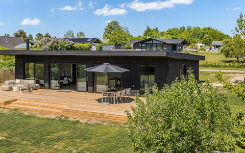Edvia - 200M to the Fjord: Apartment, Condominium, Estate, Balcony, Villa, Hotel