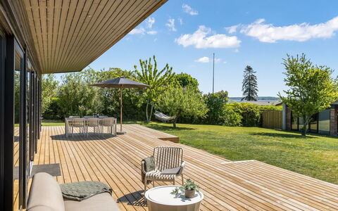Edvia - 200M to the Fjord: Apartment, Condominium, Estate, Balcony, Villa, Hotel
