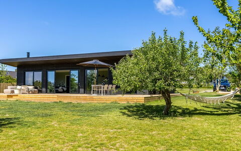 Edvia - 200M to the Fjord: Apartment, Condominium, Estate, Balcony, Villa, Hotel