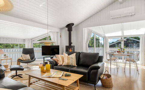 Henri - 1.2Km from the Sea: Wood, Interior Design, Couch, Living Room, Wood Flooring, Ceiling, Hardwood, Houseplant, Chair