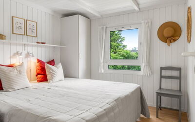 Henri - 1.2Km from the Sea