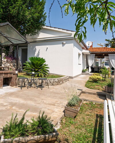 Villa Nika