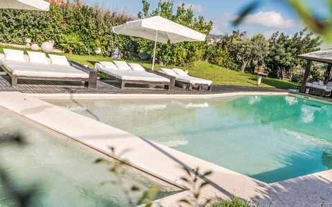 Verney: Swimming Pool, Resort, Composite Material, Recreation, Leisure, Shade, Vacation, Resort Town, Leisure Centre