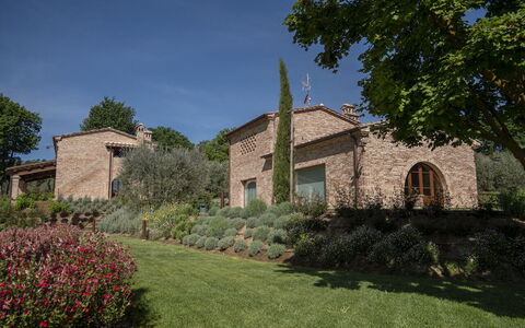 Villa Cortona: Eco-Sustainable Luxury Estate with: Shrub, Garden, Plant Community, Groundcover, Landscaping, Estate, Brick, Farmhouse, Yard