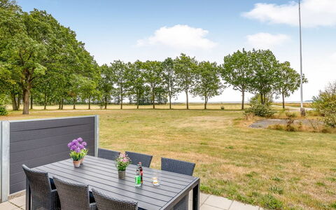 Ilsebeth - 400M from the Sea: Land Lot, Shade, Garden, Sunlight, Landscaping, Outdoor Furniture, Lawn, Outdoor Table, Chair, Park
