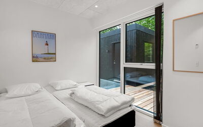 Hortense - 900M from the Sea