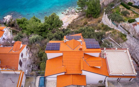 Omiš 902: Coast, Sea, Cottage, Estate, Resort, Eco Hotel, Villa, Bay, Seaside Resort, Resort Town
