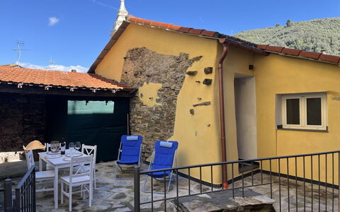 La Casa di Anna: Shade, Balcony, Hotel, Villa, Resort, Outdoor Furniture