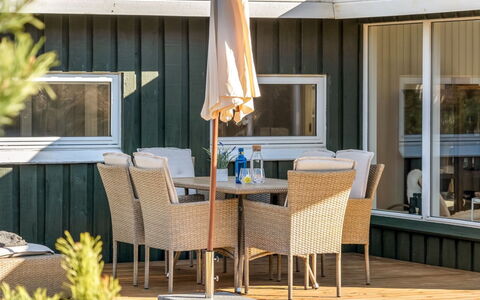 Gundborg - 200M from the Sea: Wood, Home, Porch, Deck, Hardwood, Roof, Wood Stain, Wood Flooring, Eco Hotel