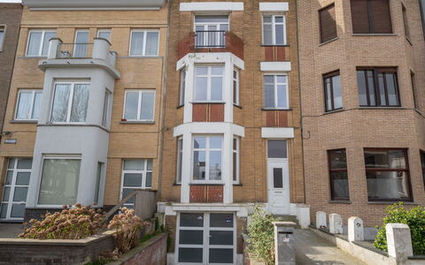 Les Citrinelles with Parking: Building, Wall, Window, Apartment, Facade, Residential Area, Urban Design, Composite Material, Door, Condominium