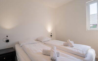 Accommodation:&nbsp;New Dahlia 1 with Parking 484.5