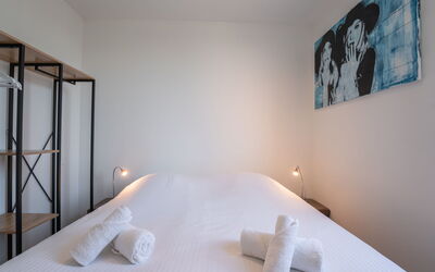 Accommodation:&nbsp;New Dahlia 15 with Parking 484.7