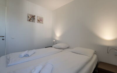 Accommodation:&nbsp;New Dahlia 1 with Parking 484.5