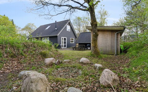 Øgot: Furniture, Interior Design, Flooring, Floor, Ceiling, Room, Chair, Table, Apartment, Kitchen & Dining Room Table
