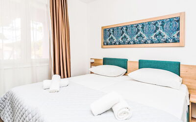Accommodation:&nbsp;Medena 251.2