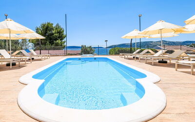 Accommodation:&nbsp;Medena 252.2