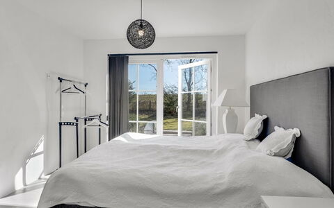 Judit - 10M from the Sea: Bed, Furniture, Bedding, Bedroom, Interior Design, Bed Sheet, Linens, Ceiling, Flooring, Floor